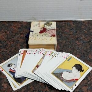 Ukiyo-E Cards in Fabric Box.
